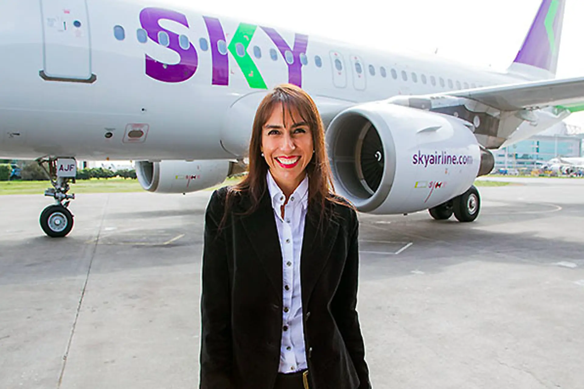 SKY Airline apuesta por Brasil y sella alianza con Embratur