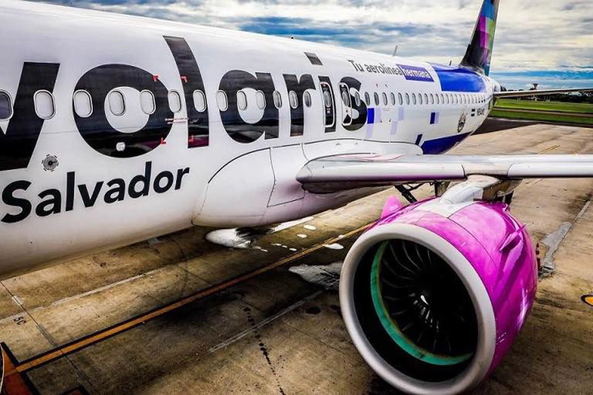 Nace Volaris El Salvador (aerolínea de bandera) y aceptara bitcoin